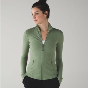 NWOT! LULULEMON DEFINE Jacket, Sz 4